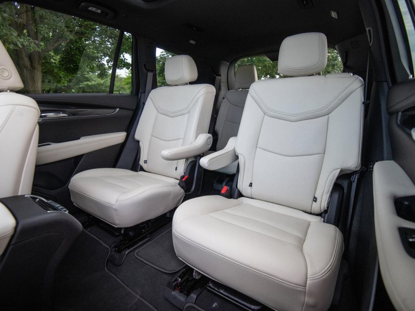 Эскалейд хт6