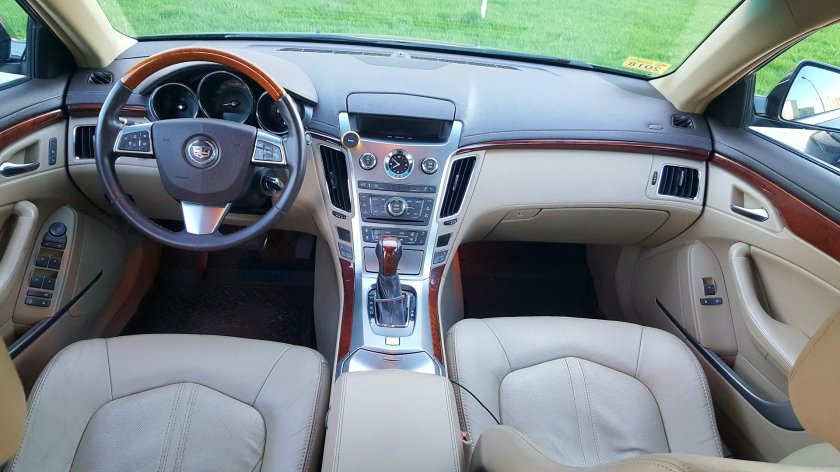 Cadillac CTS 2 салон
