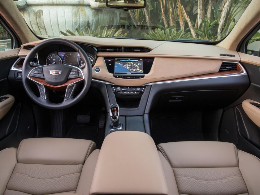Кадиллак xt5