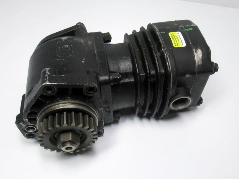 Компрессор КАМАЗ 53205-3509015