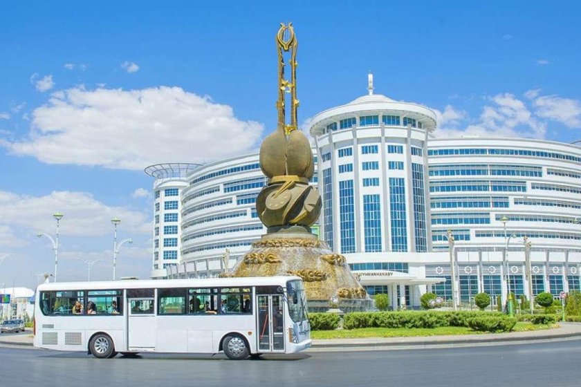 Площадь независимости Ашхабад