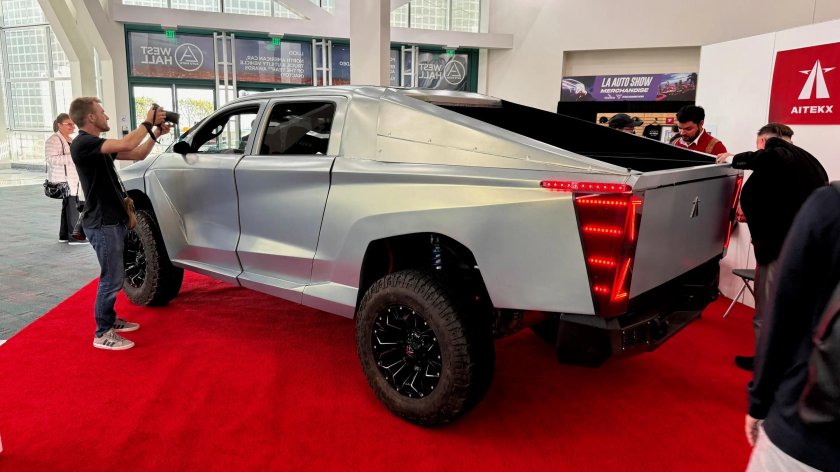 Тесла КИБЕРТРАК