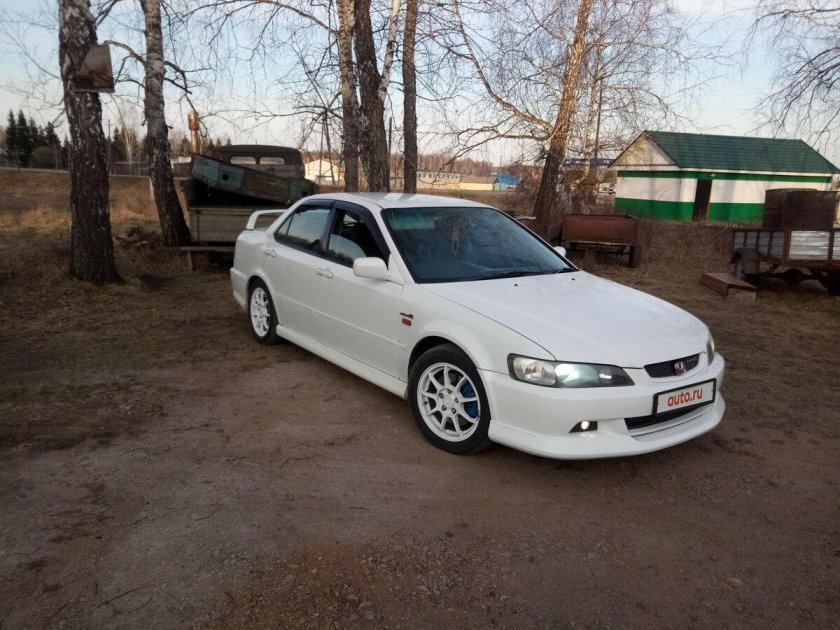 Honda Accord 6 белый