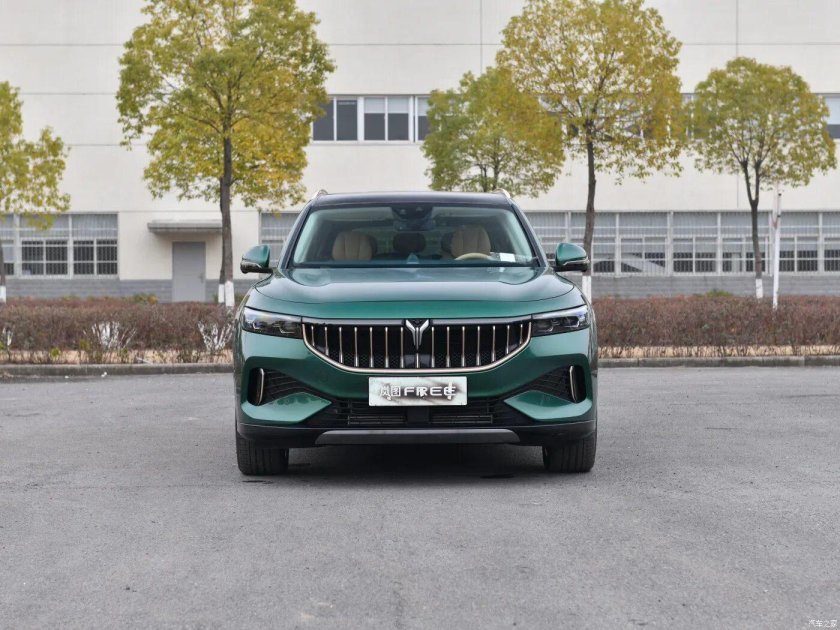 Электромобиль voyah 2022