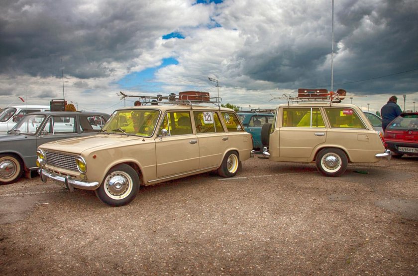 ВАЗ 2102 С прицепом 2102