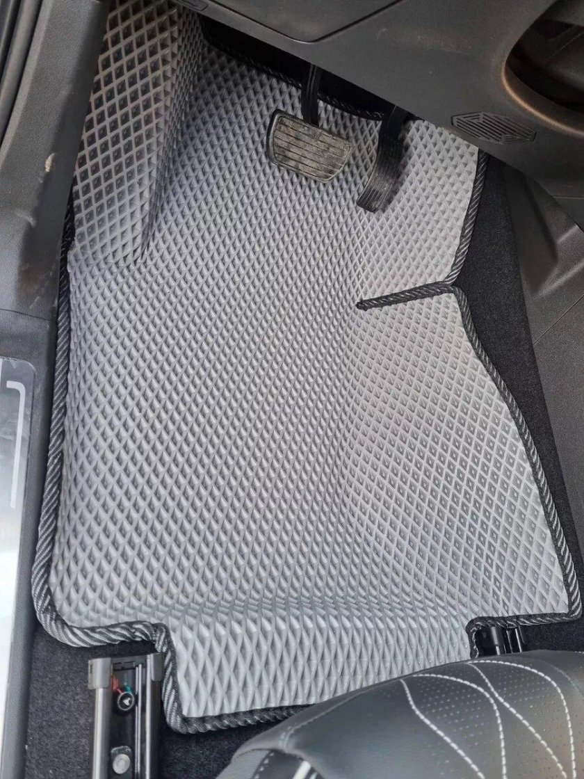 Коврики в салон танк 300