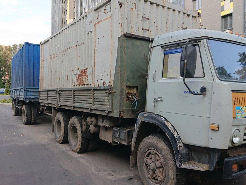 КАМАЗ-5320 С прицепом ГКБ-8350