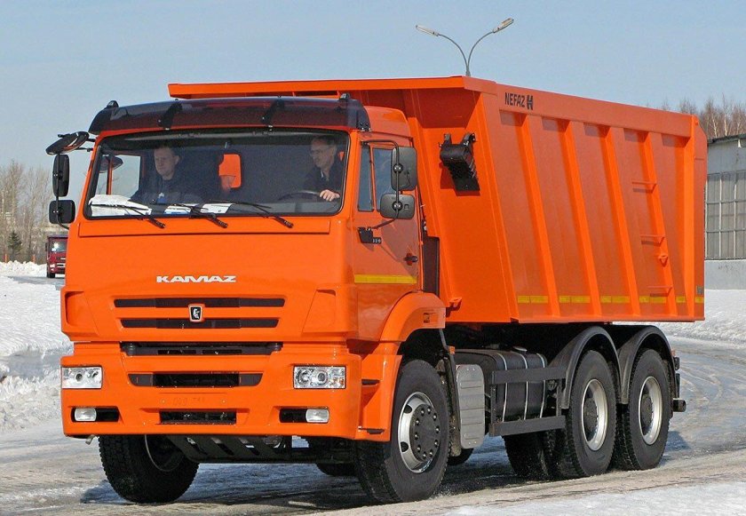 КАМАЗ 6520 20