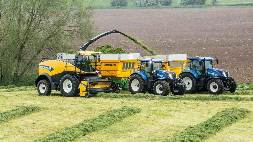 New Holland fr650