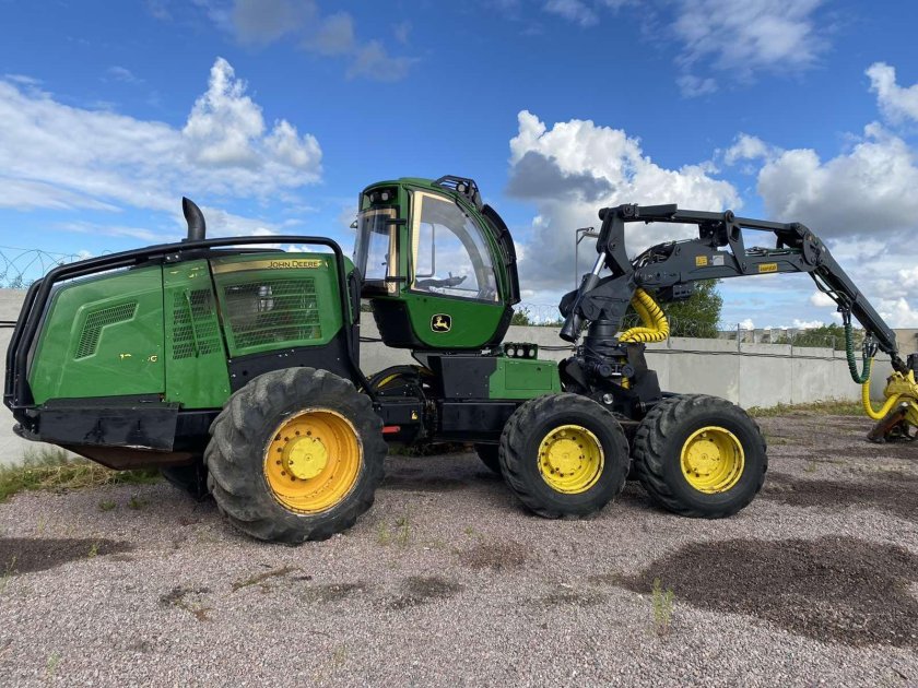 John Deere 1270g
