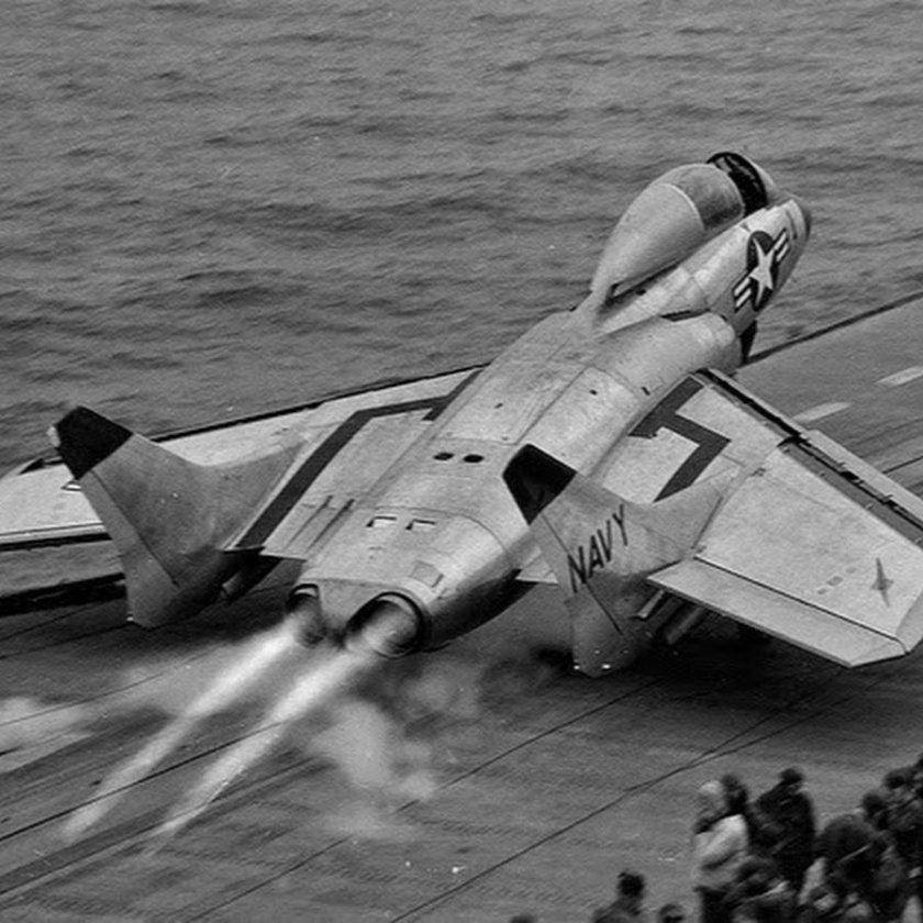Chance-Vought f7u Cutlass