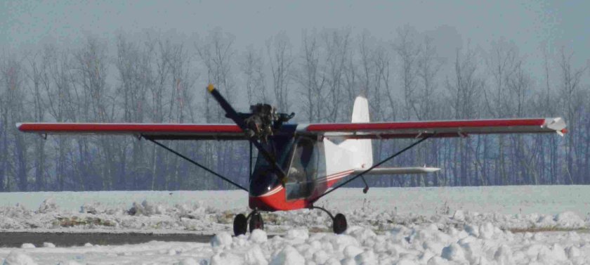 Самолет короткого взлета