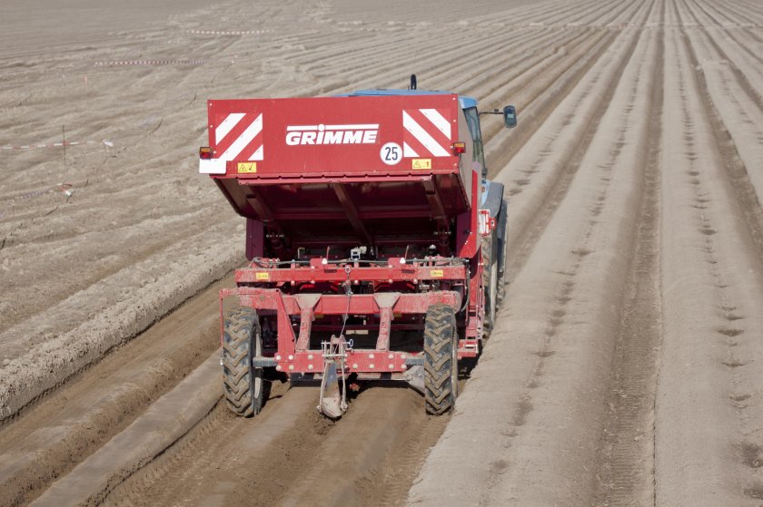 Картофелепосадочная машина СКМ-6