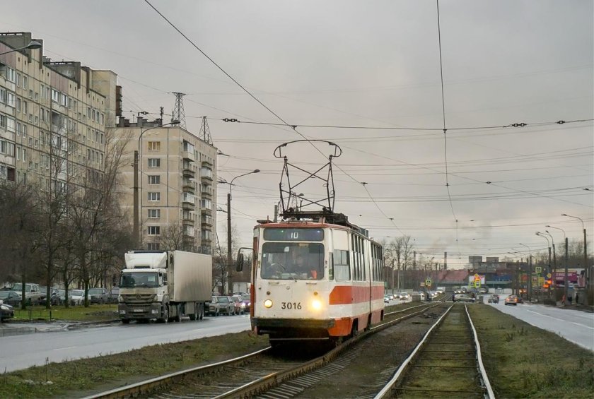 ЛВС-97 трамвай