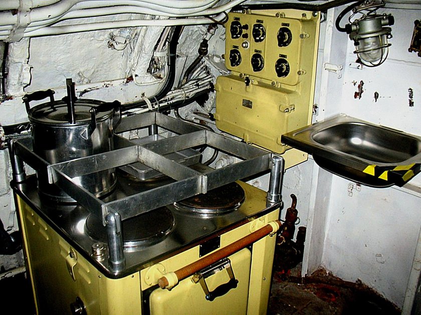 Буксир-толкач камбуз