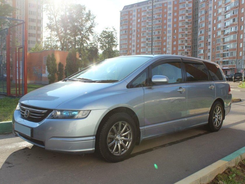 Хонда Одиссей 2005 года