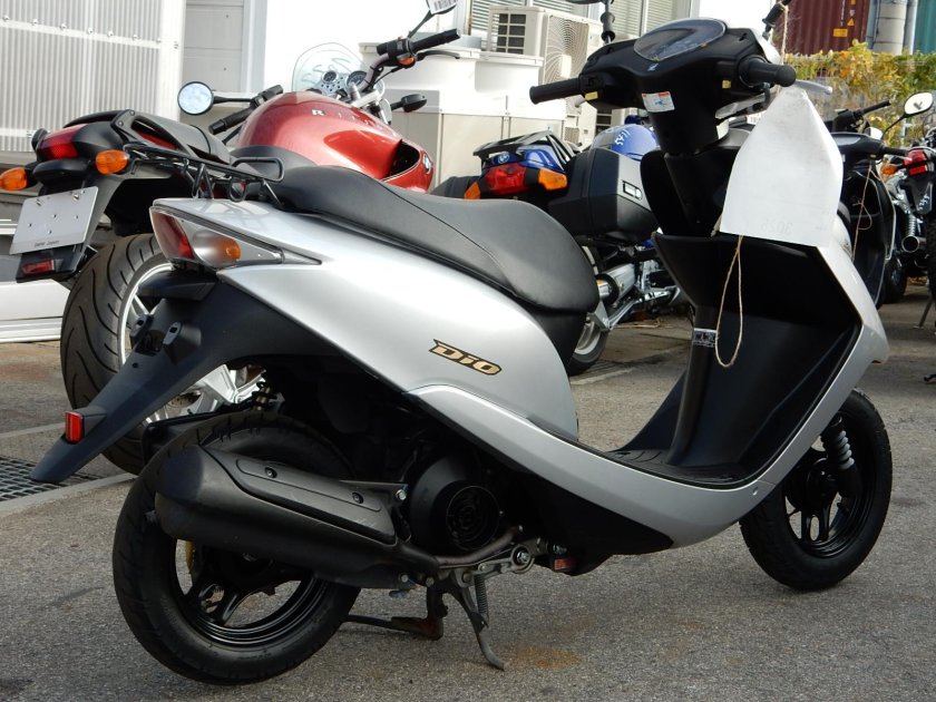 Скутер Honda Dio af 68