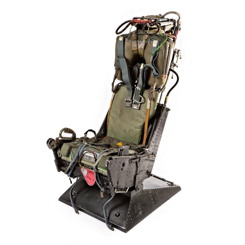 Кресло катапультирования Мартин Бейкер