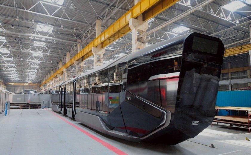 Трамвай УВЗ r1