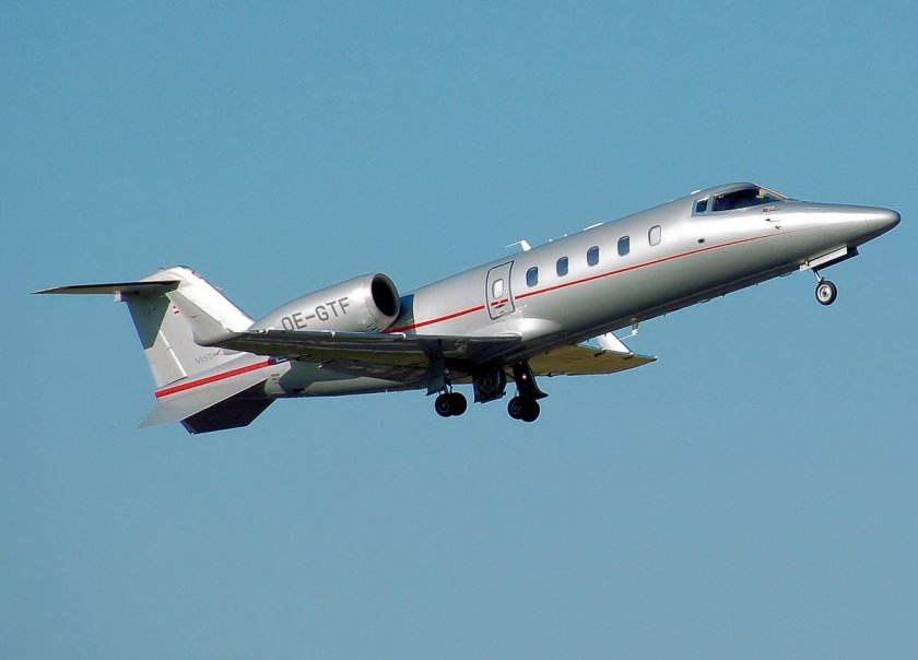 Learjet 60