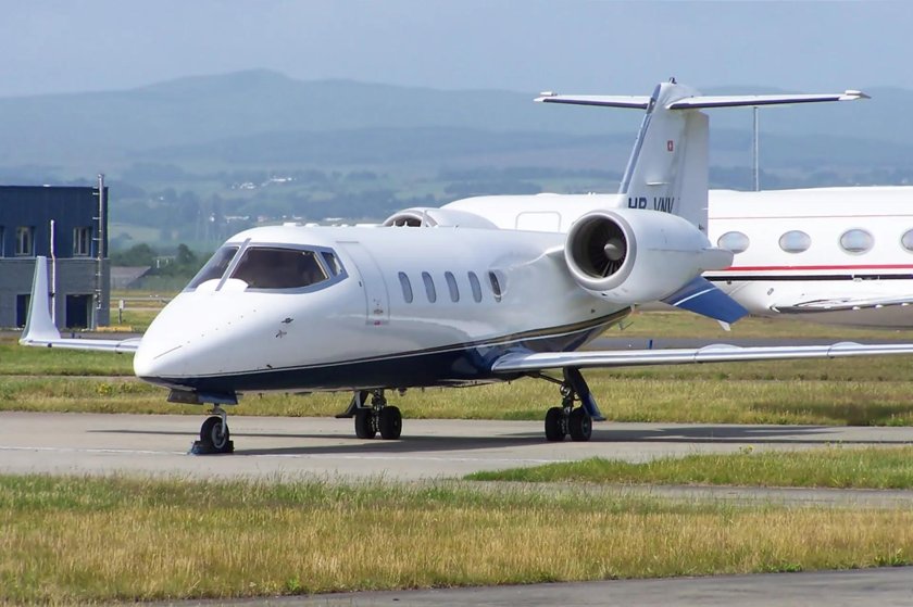 Hawker 1000