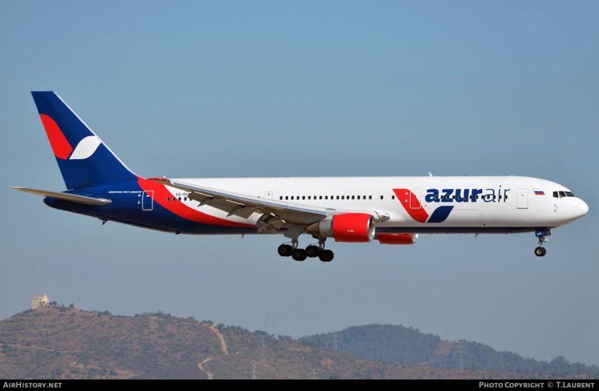 Азур 767-300