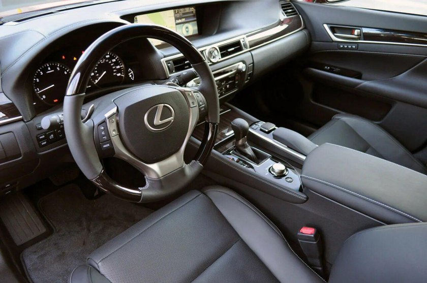 Lexus GS 350 2012 салон