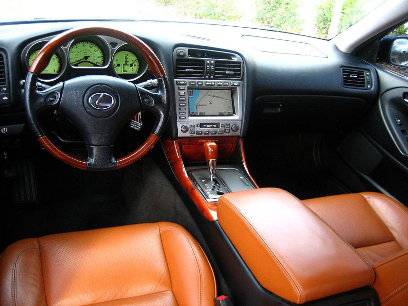Lexus gs300 Interior