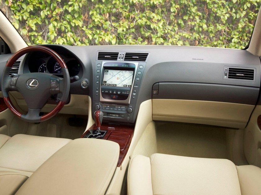 Лексус седан GS 300