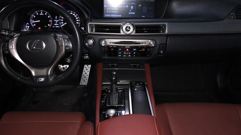 Лексус GS 250 салон