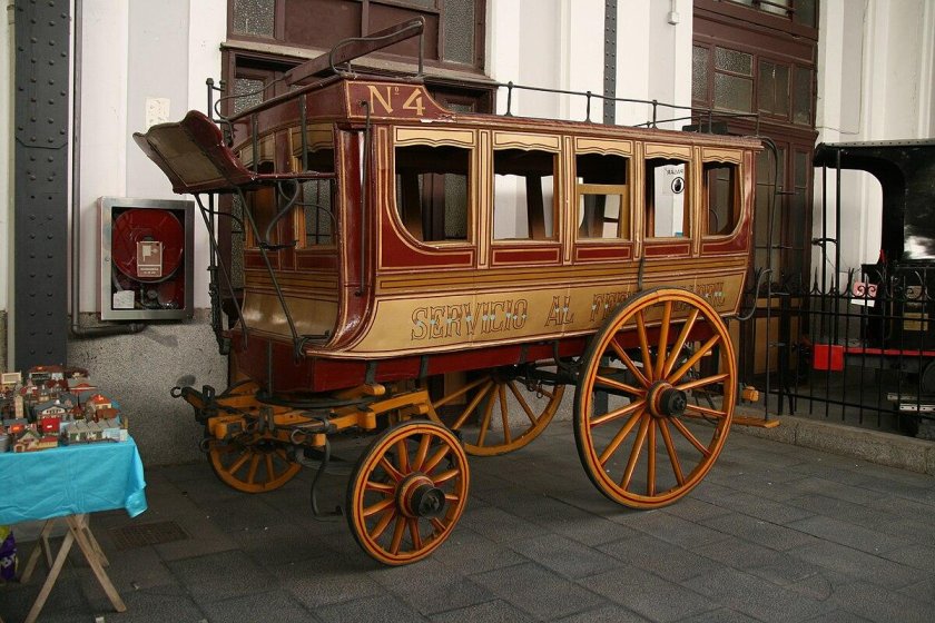 Омнибус карета