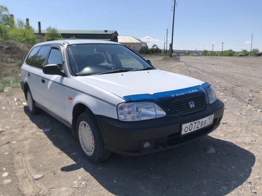 Хонда партнер белая
