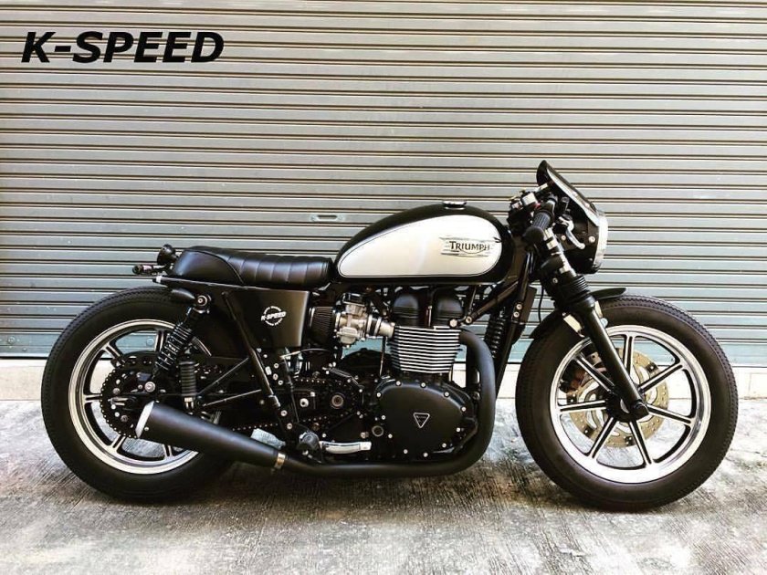 Triumph Bonneville Cafe Racer