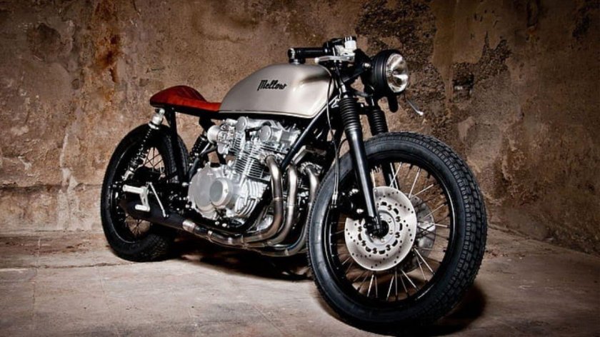 Suzuki gs550 Cafe Racer