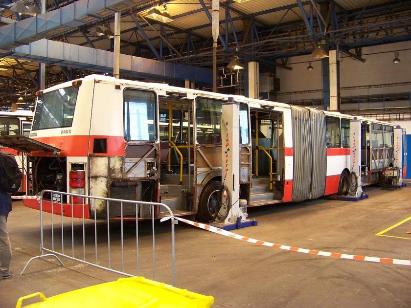 Модель автобуса Кароса