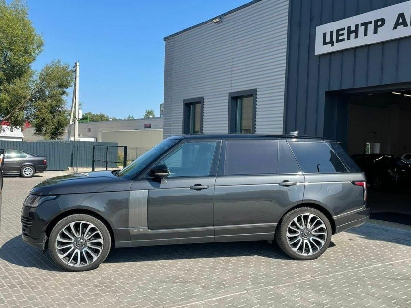 Рендж Ровер Вог серый