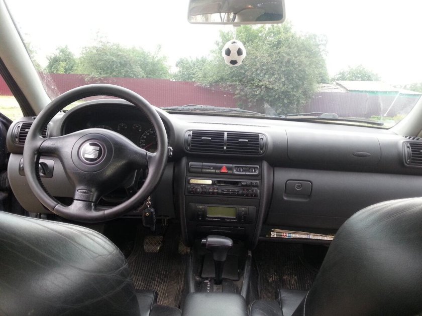 Seat Toledo 2 салон