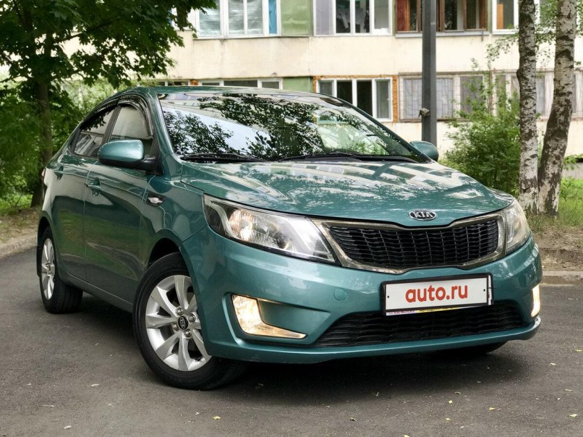 Киа Рио 2012 зеленая