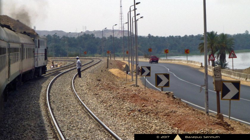 Поезд Каир Асуан