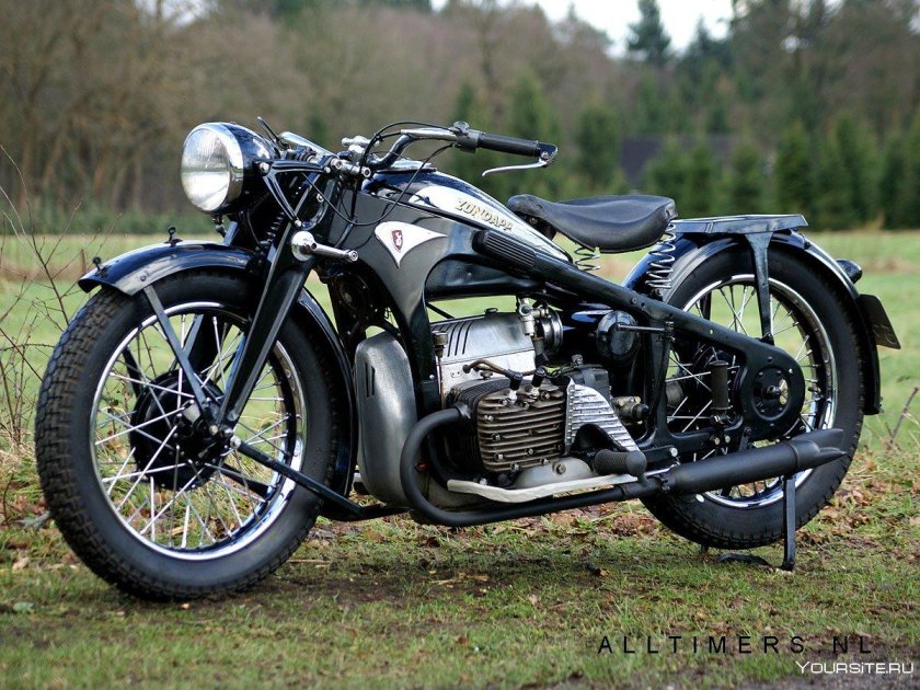 Мотоцикл цундап КС 800