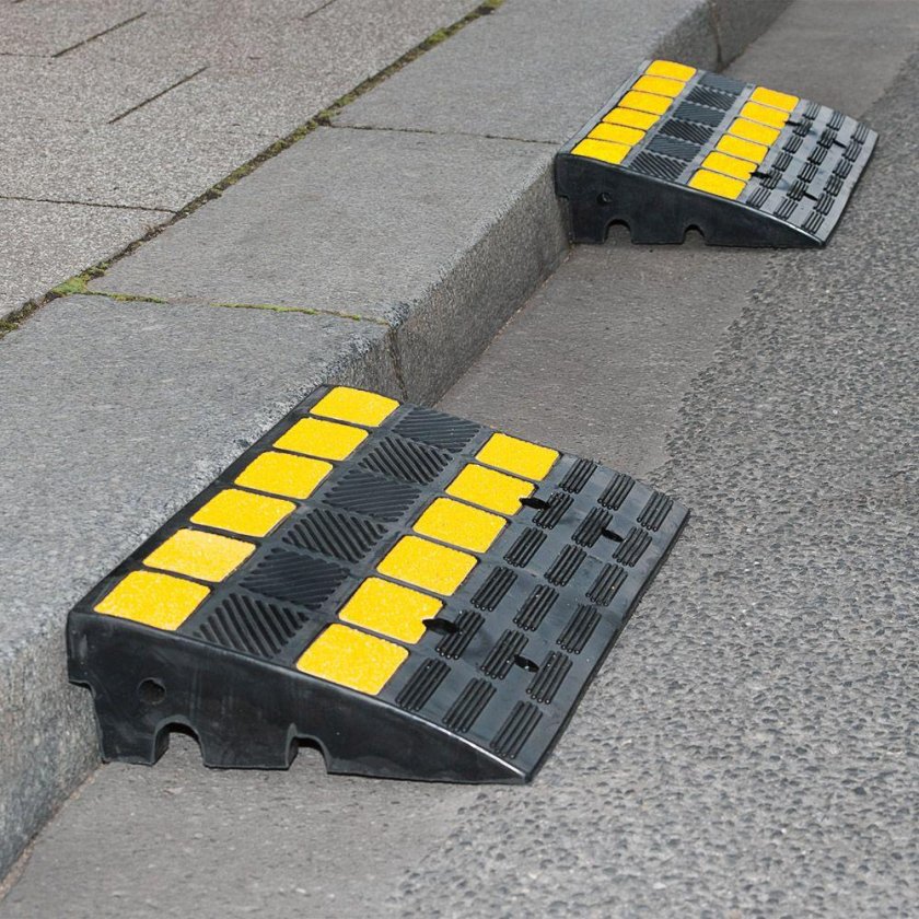 Пандус бордюрный для МГН