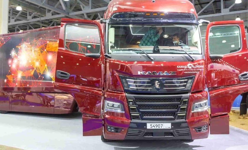 Тягач КАМАЗ-54901 Continent