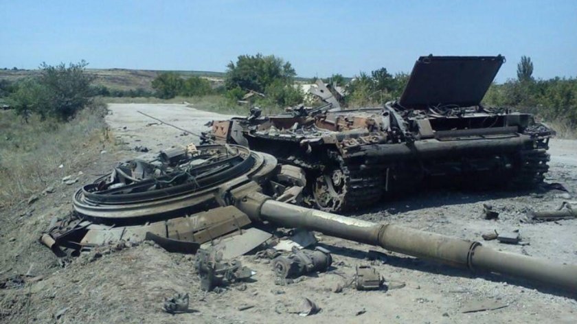 Т 64 Булат подбитый