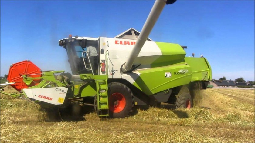 Комбайн CLAAS Tucano 450