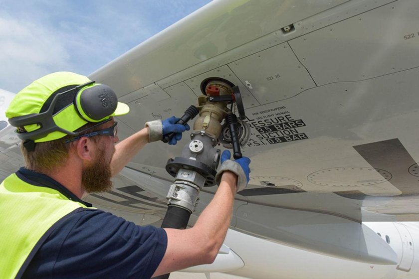 Заправка самолета в воздухе