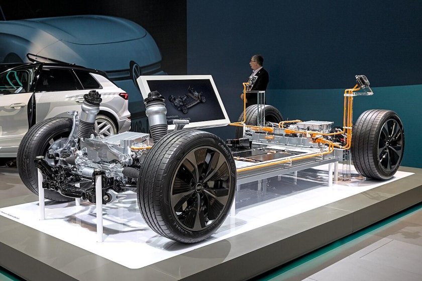 Шасси Тесла