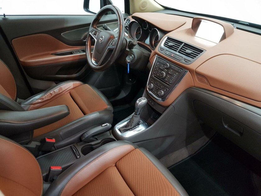 Opel Mokka 2021 салон