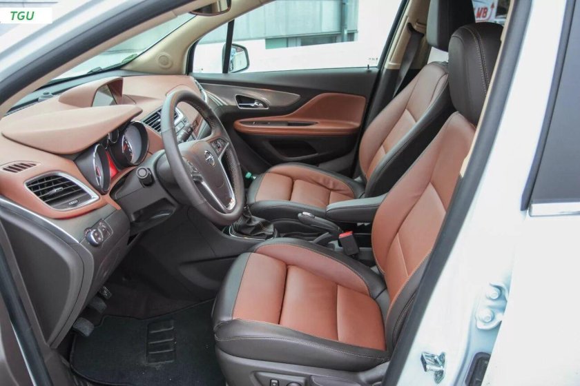 Опель Мокка салон рыжая кожа