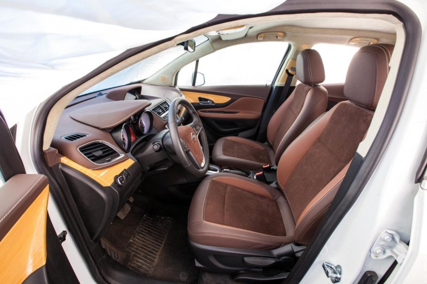 Opel Mokka салон