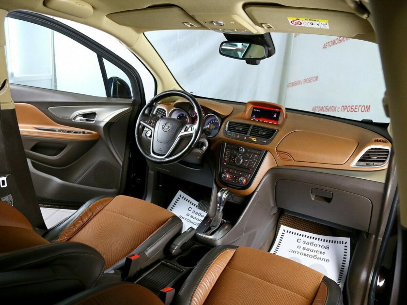 Opel Mokka салон